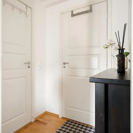 Appartement By The Canal, 4 Beds, Centre *